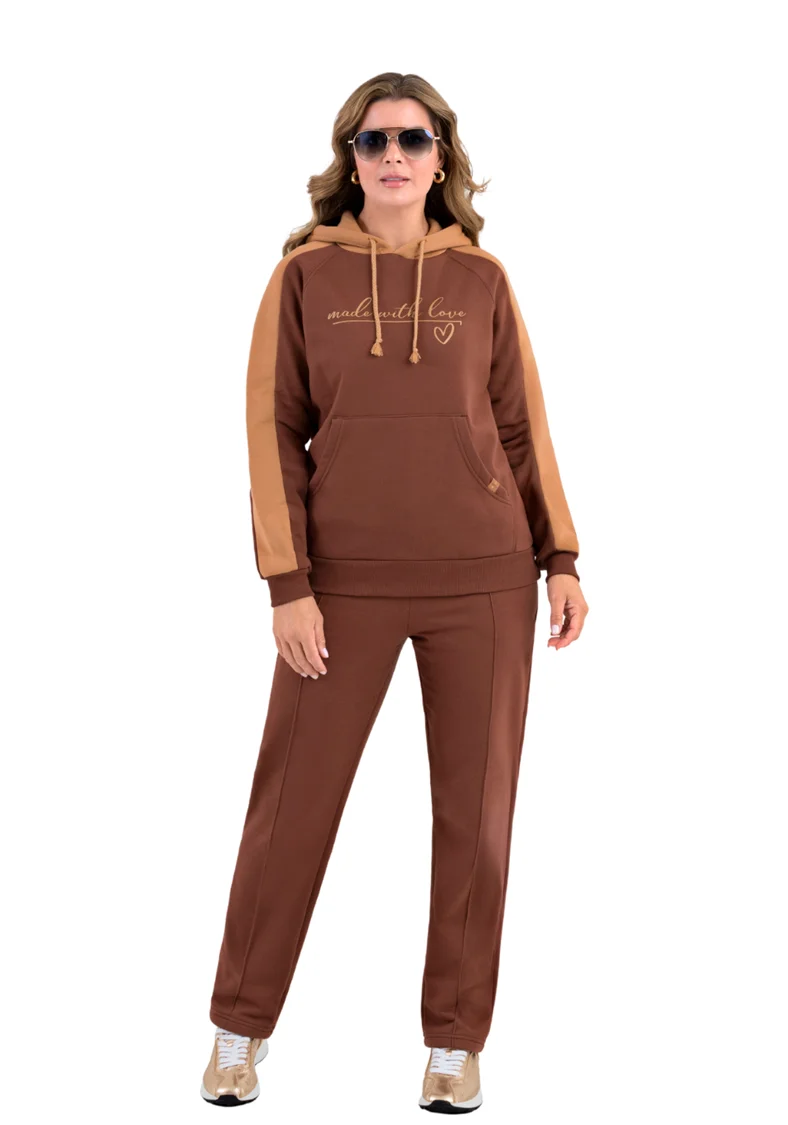 Blusa moletom com recorte e calça moletom